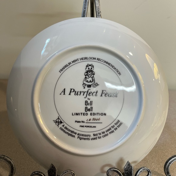 Franklin Mint Cat Lovers Collector Holiday Plates - Picture 7 of 9